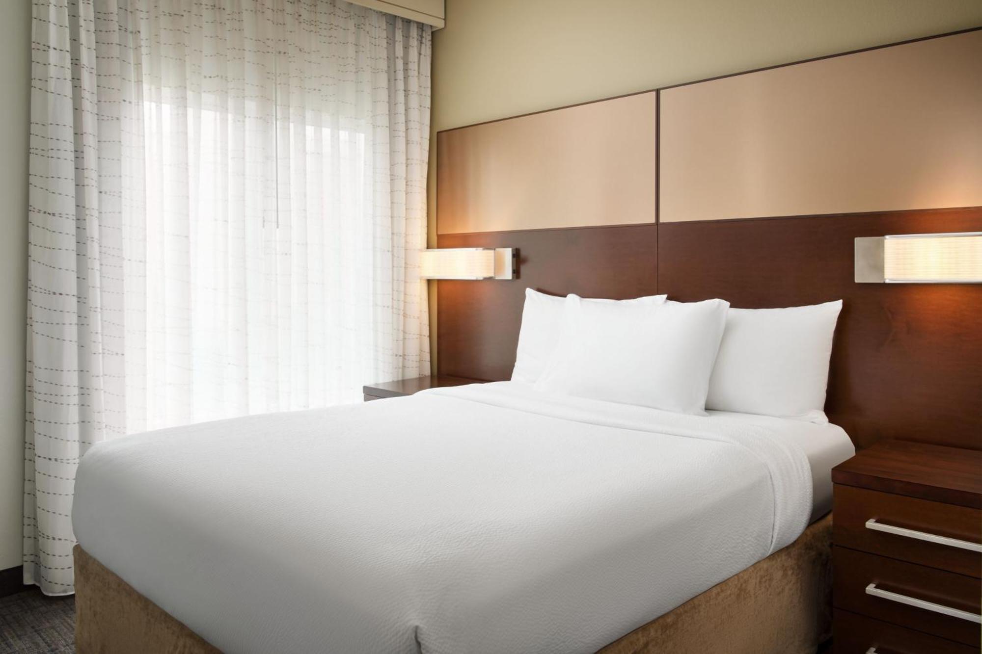 Residence Inn By Marriott Fort Myers At I-75 And Gulf Coast Town Center Estero Bagian luar foto