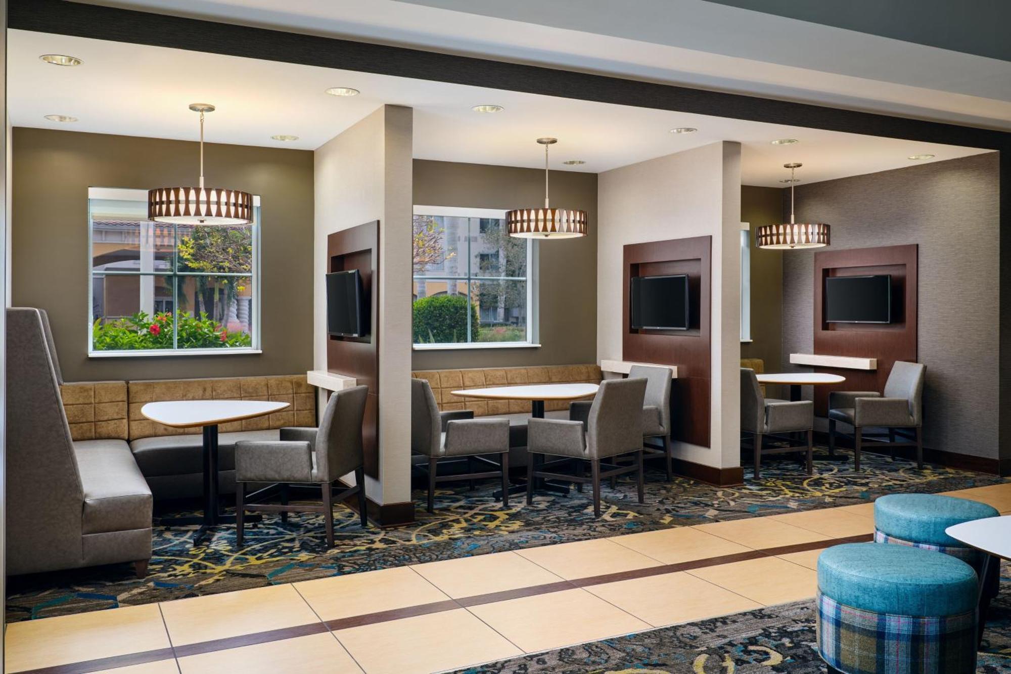 Residence Inn By Marriott Fort Myers At I-75 And Gulf Coast Town Center Estero Bagian luar foto